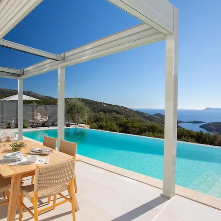 Aeri Two - Elegant With Spectacular Sea View! 빌라