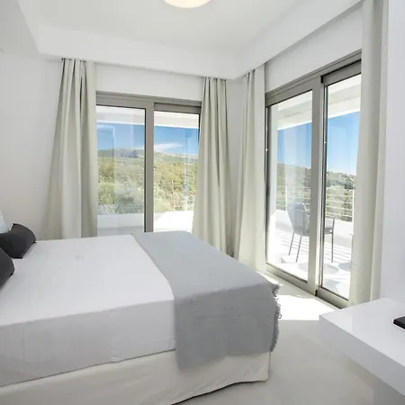 Aeri Two - Elegant With Spectacular Sea View! 시보타