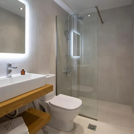 Aeri Two - Elegant With Spectacular Sea View! * 시보타